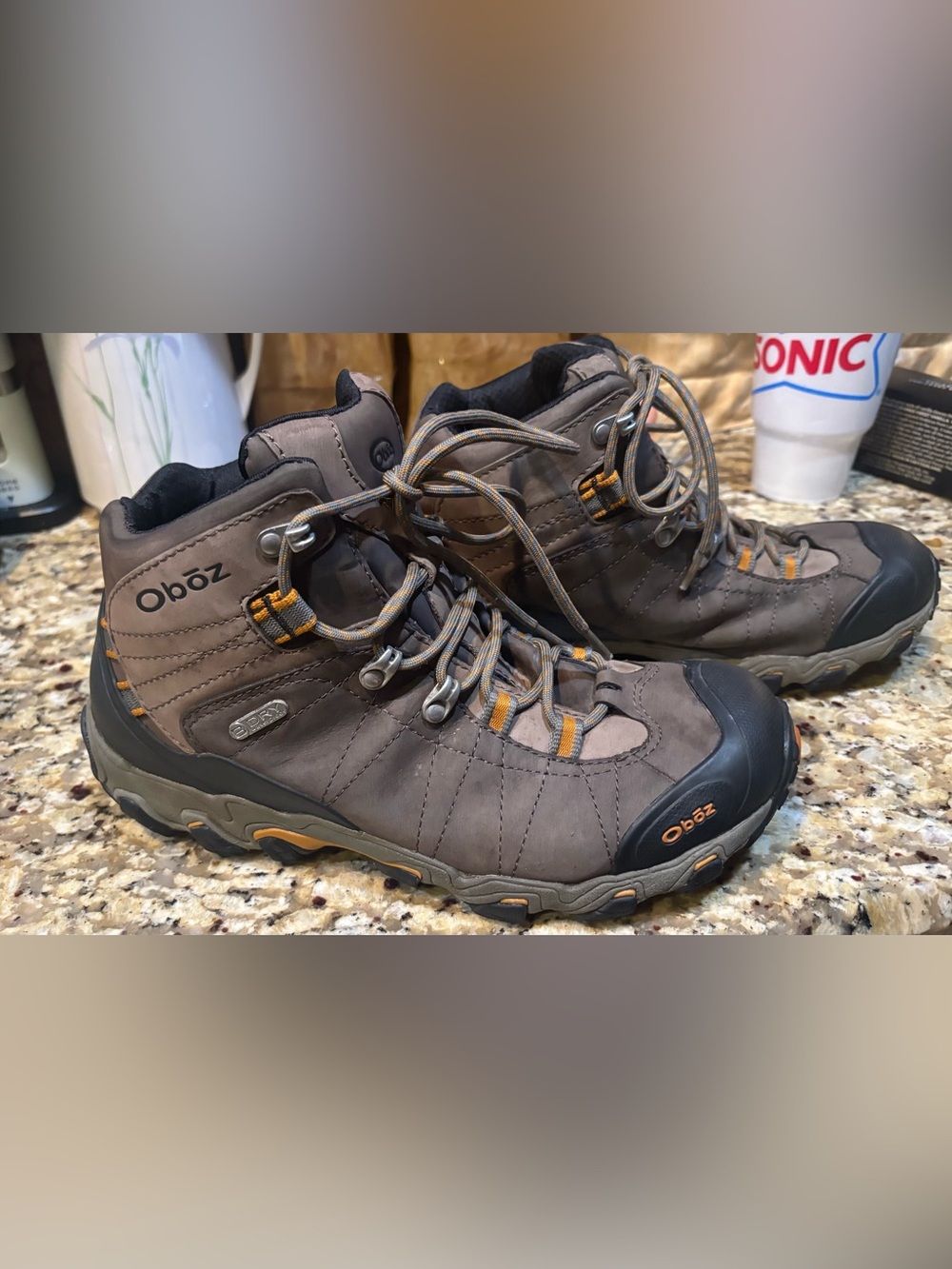 Oboz DRY Waterproof Mid Hiking Boots Men’s Size 9.5 Brown Leather Trail Boots